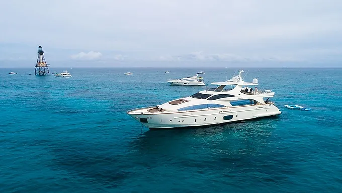 105 Azimut