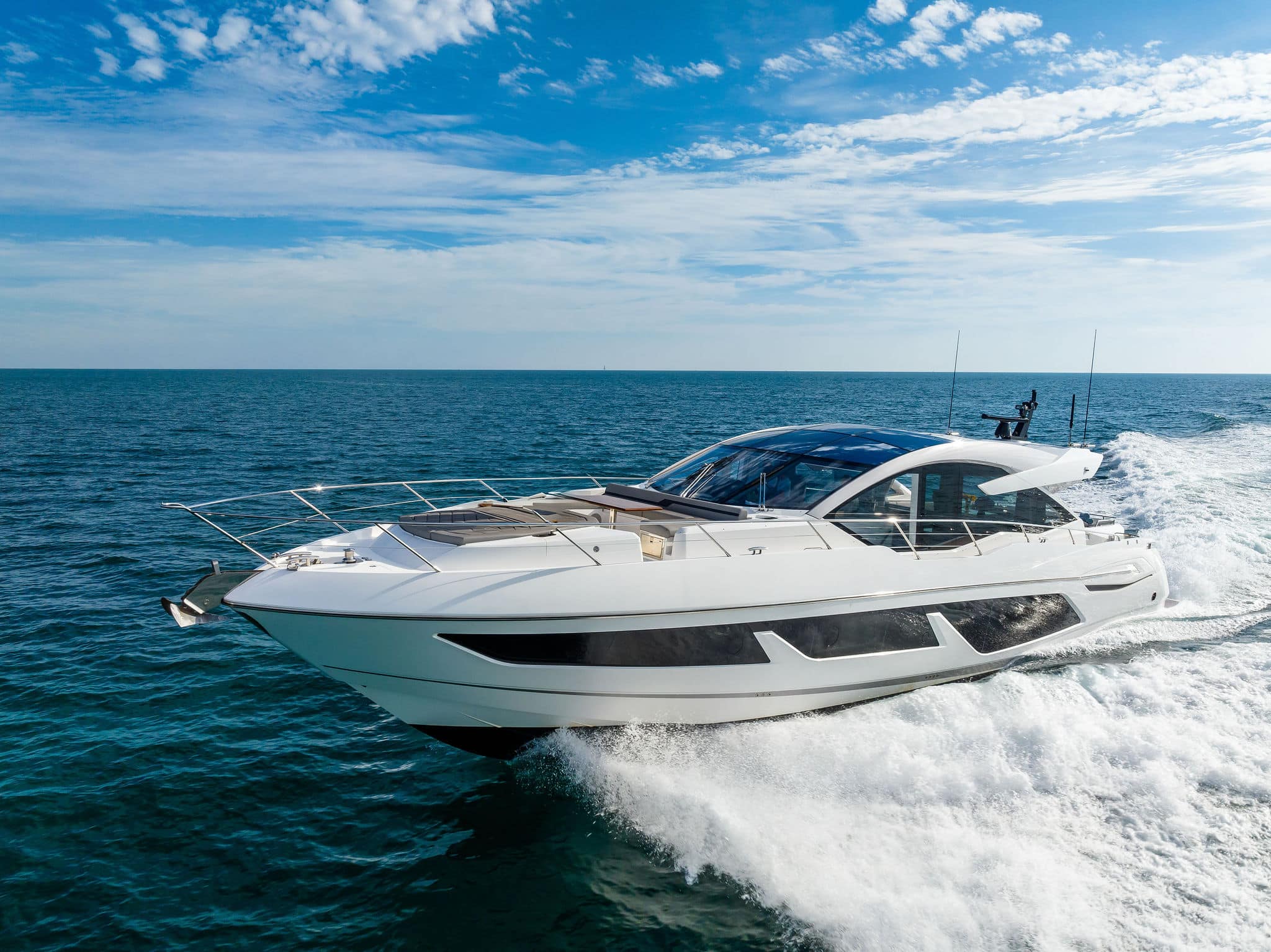 Sunseeker 74 Sport Yacht image
