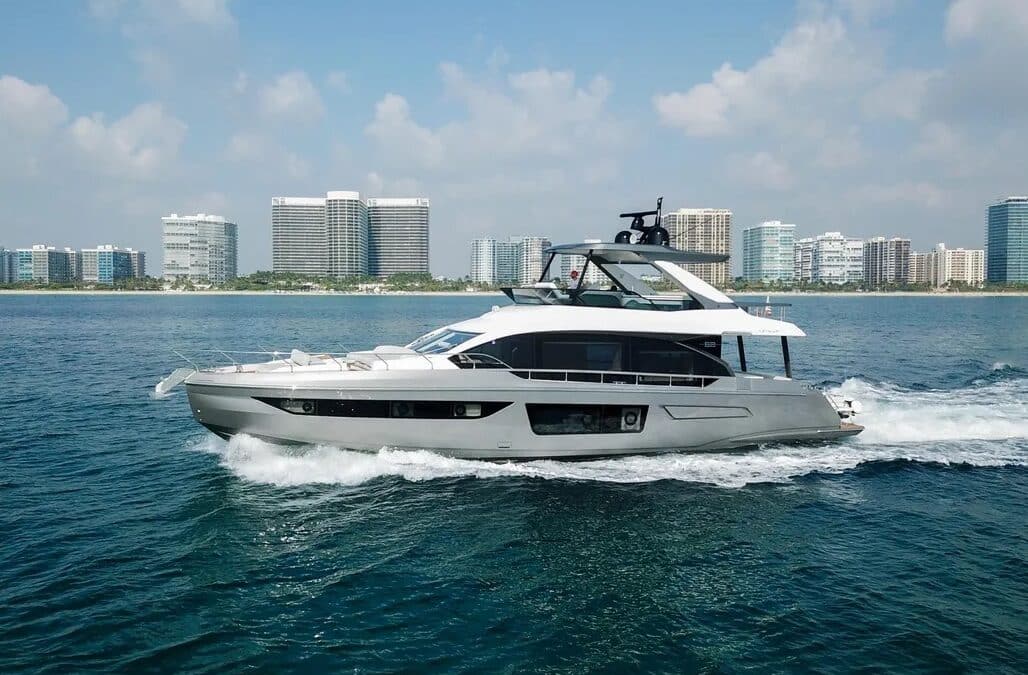70 Azimut 2023