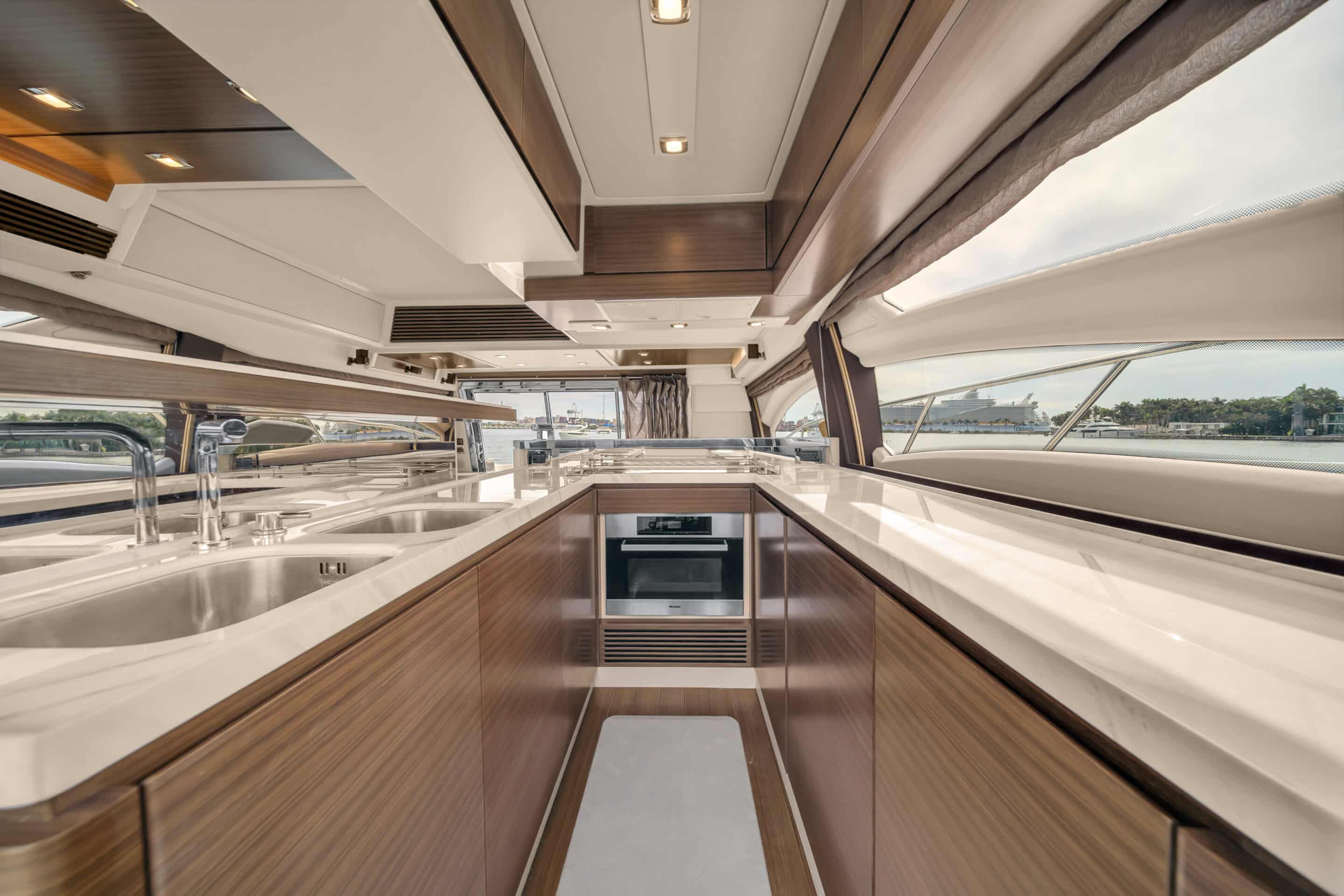 Swim platform on 64 ft Azimut Deon yacht Miami